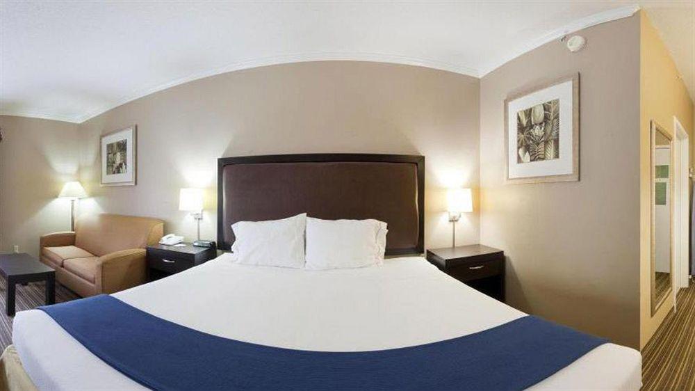 Holiday Inn Express Saint Simons Island By Ihg St. Simons Island Exterior photo