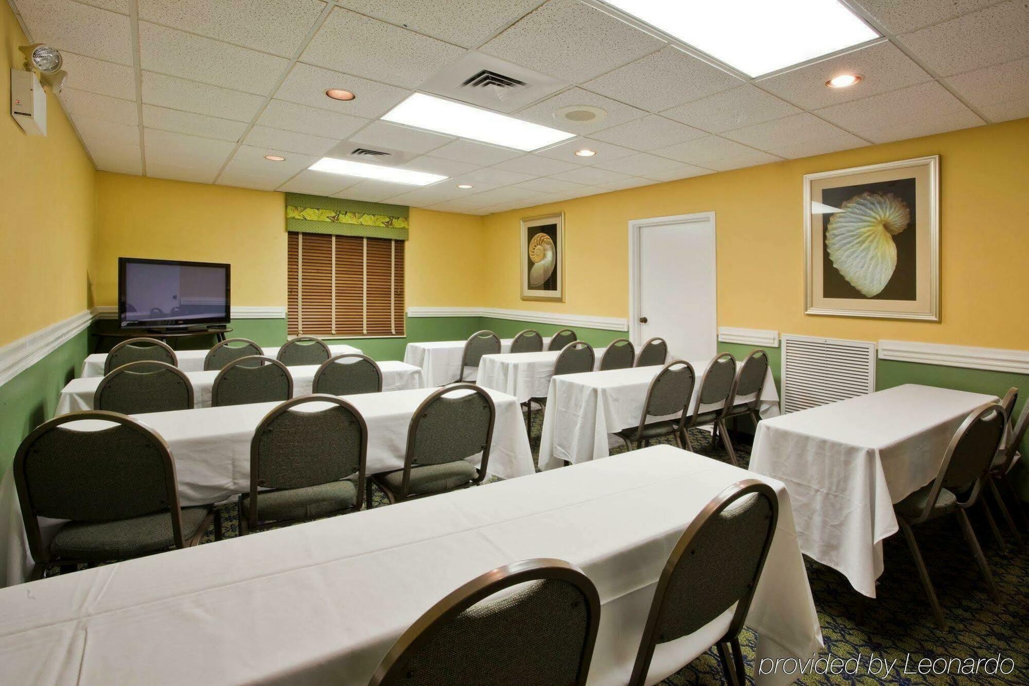Holiday Inn Express Saint Simons Island By Ihg St. Simons Island Facilities photo
